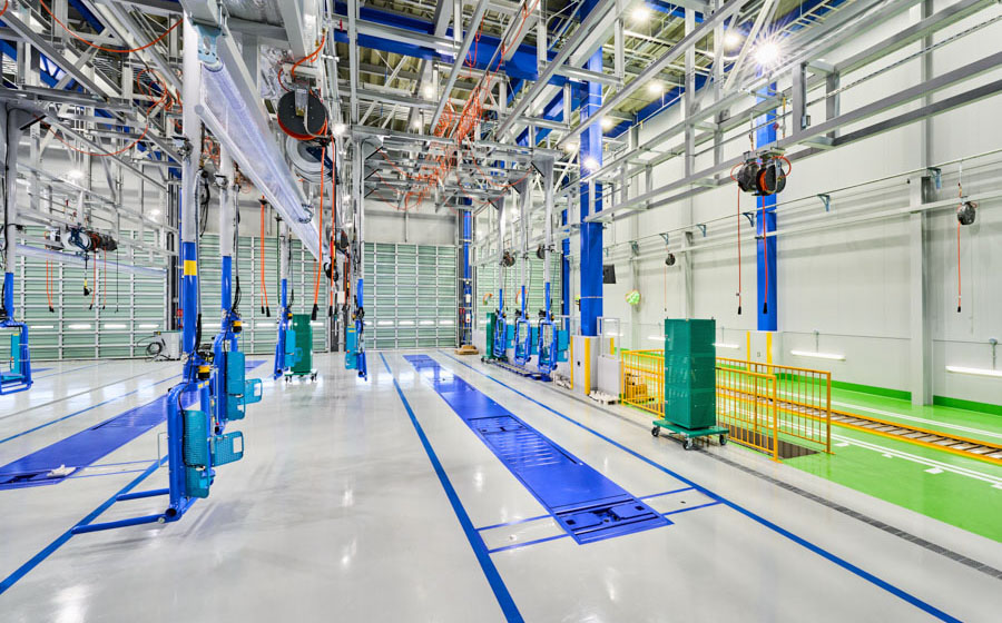 トラック整備 東海工場